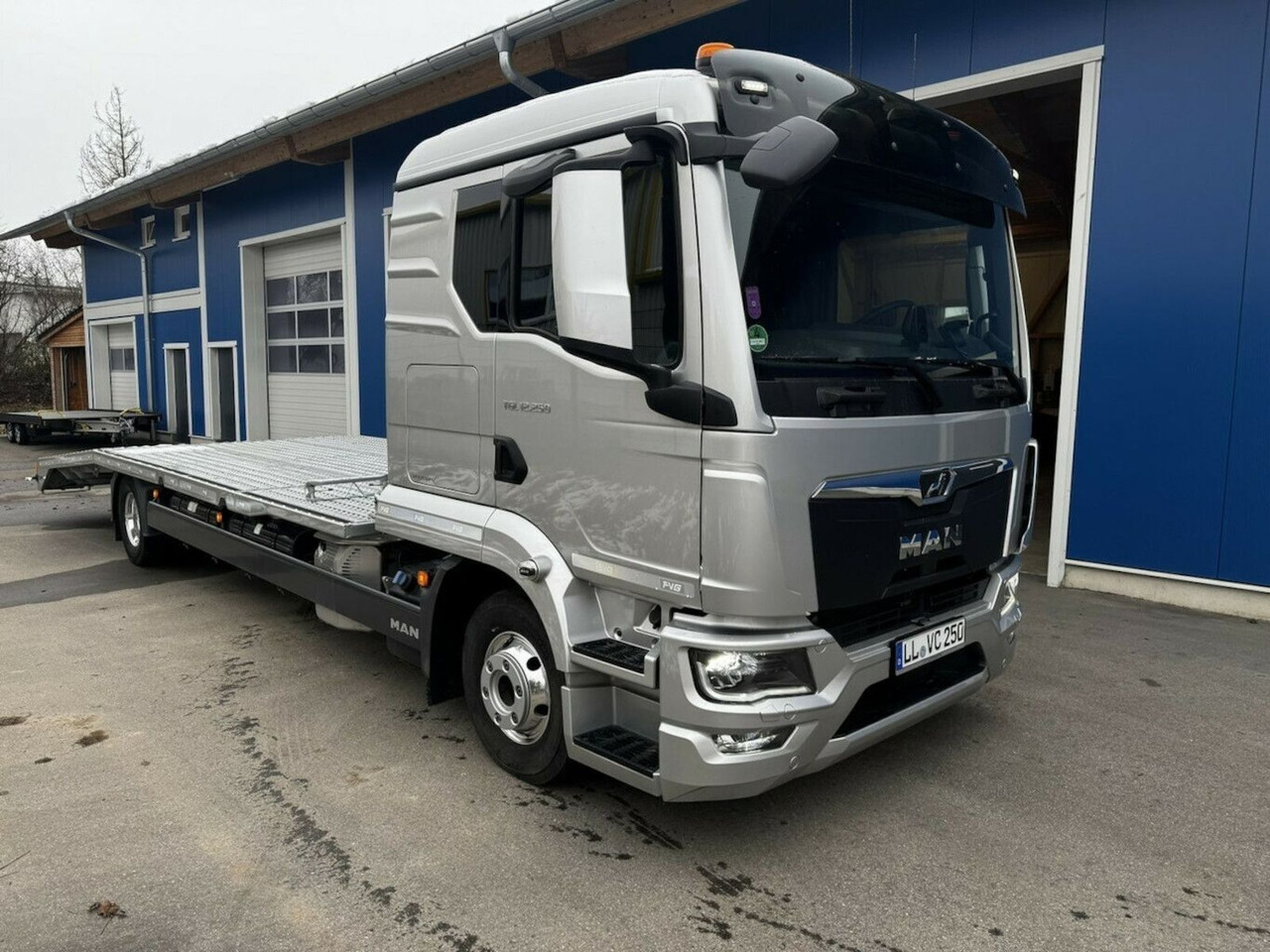 MAN TGL 12.250 BL Autotransporter Netto 116714- - Caminhão reboque: foto 1 MAN TGL 12.250 BL Autotransporter Netto 116714- - Caminhão reboque: foto 1