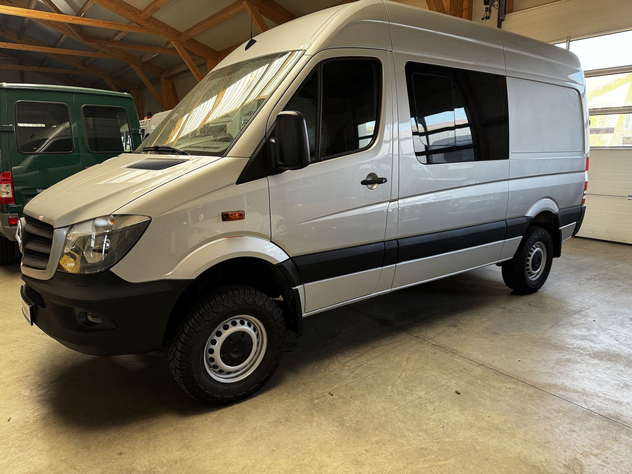 Mercedes-Benz Sprinter 316 CDI 4x4 ZG3 8-Sitzer wie neu! - Furgão, Carrinha cabine dupla: foto 2 Mercedes-Benz Sprinter 316 CDI 4x4 ZG3 8-Sitzer wie neu! - Furgão, Carrinha cabine dupla: foto 2