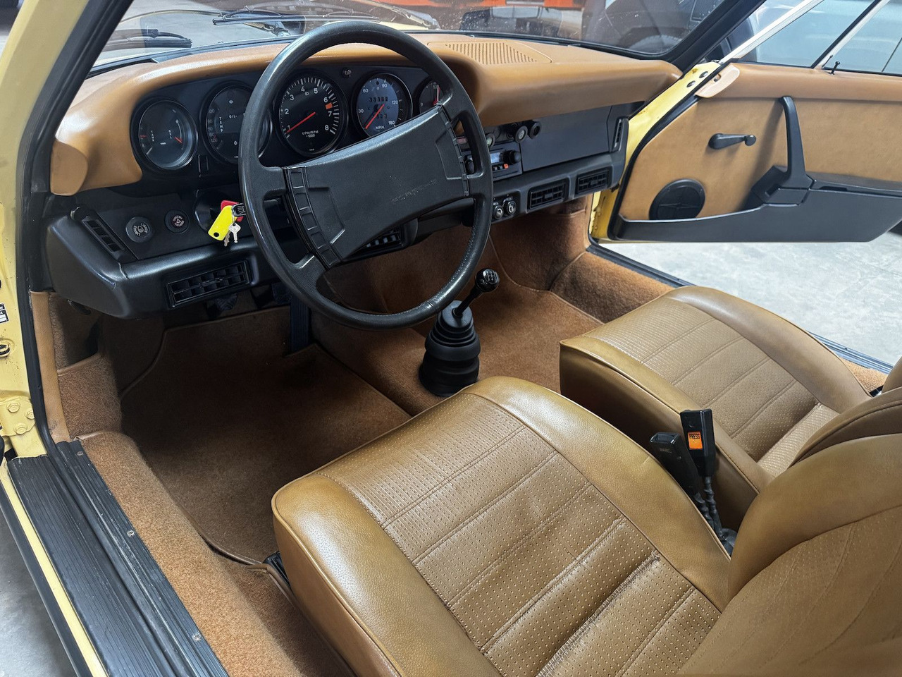 Automóvel Porsche 911 S 2.7 Topzustand!: foto 14