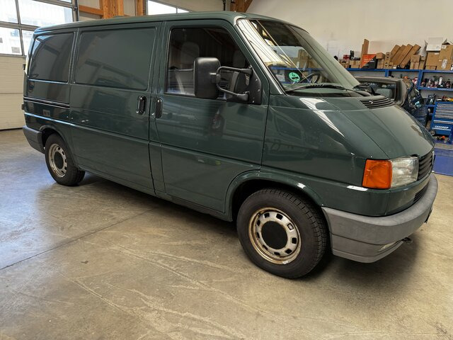 VW T4 2.5 Syncro 1. Hand H-Kennzeichen - Furgão compacto: foto 1 VW T4 2.5 Syncro 1. Hand H-Kennzeichen - Furgão compacto: foto 1