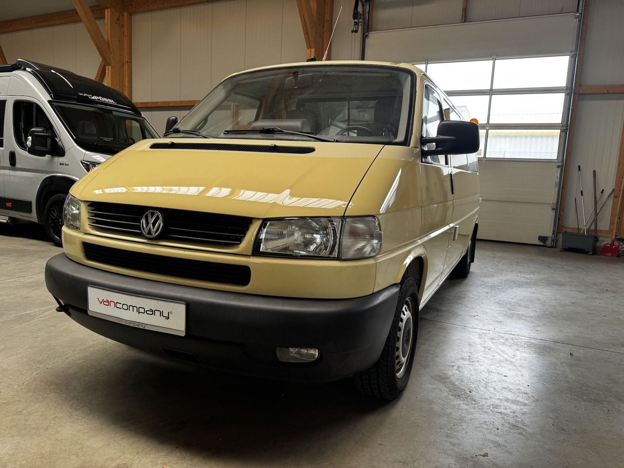 Volkswagen T4 2.5 TDI Syncro 4x4 lang 1. Hand! - Furgão de passageiros: foto 1 Volkswagen T4 2.5 TDI Syncro 4x4 lang 1. Hand! - Furgão de passageiros: foto 1
