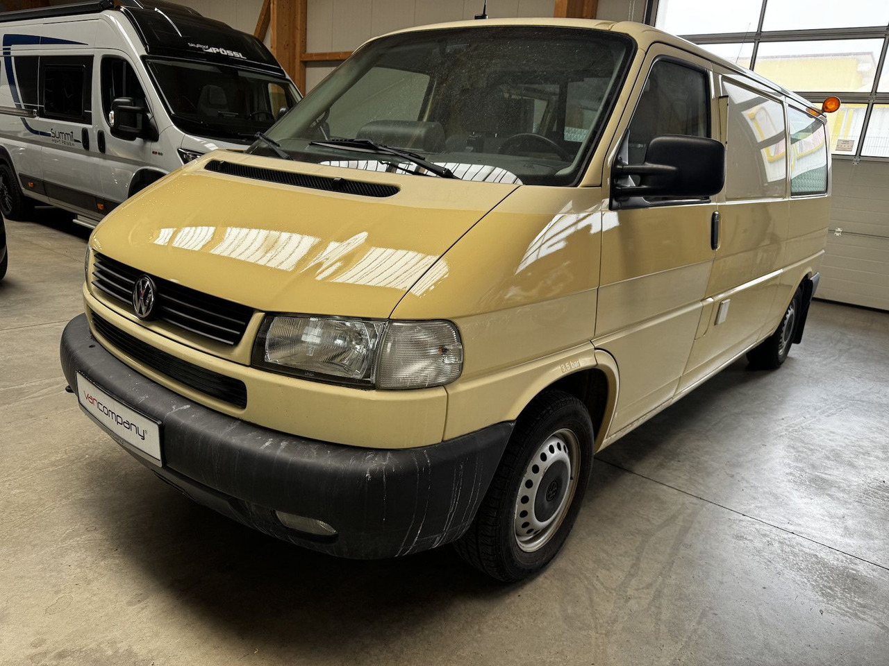 Volkswagen T4 2.5 TDI Syncro 4x4 lang 1. Hand! - Furgão: foto 1 Volkswagen T4 2.5 TDI Syncro 4x4 lang 1. Hand! - Furgão: foto 1