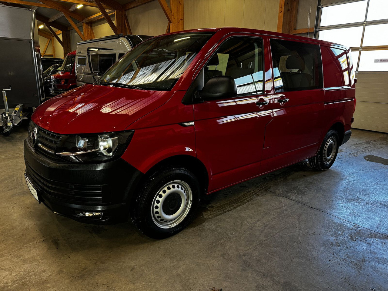 Volkswagen T6 Doka Kasten 6-Sitzer 2.0 TDI 4Motion - Furgão compacto, Carrinha cabine dupla: foto 1 Volkswagen T6 Doka Kasten 6-Sitzer 2.0 TDI 4Motion - Furgão compacto, Carrinha cabine dupla: foto 1