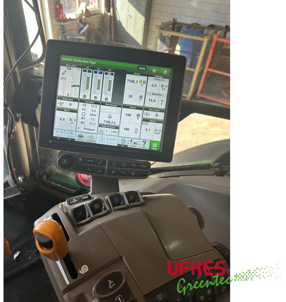 Trator John Deere 6215 R: foto 6