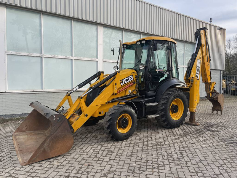 Retroescavadeira JCB 3 CX 2016 CE: foto 1