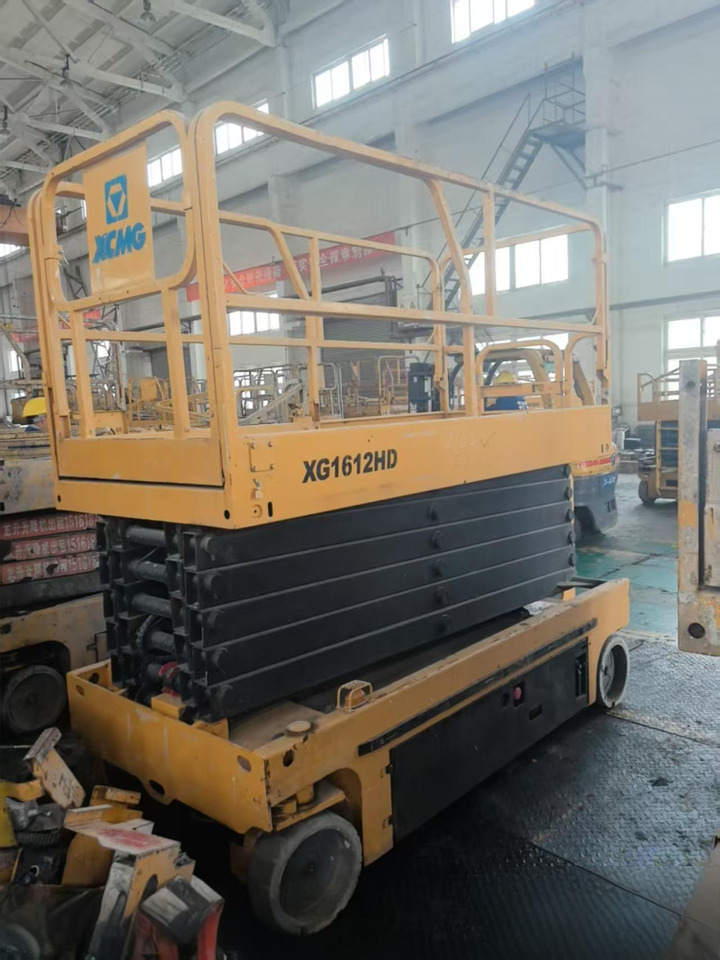 XCMG GTJZ1412 14m diesel used scissor lift portable work platform - Plataforma de Tijera/ Plataforma de tesoura: foto 3 XCMG GTJZ1412 14m diesel used scissor lift portable work platform - Plataforma de Tijera/ Plataforma de tesoura: foto 3