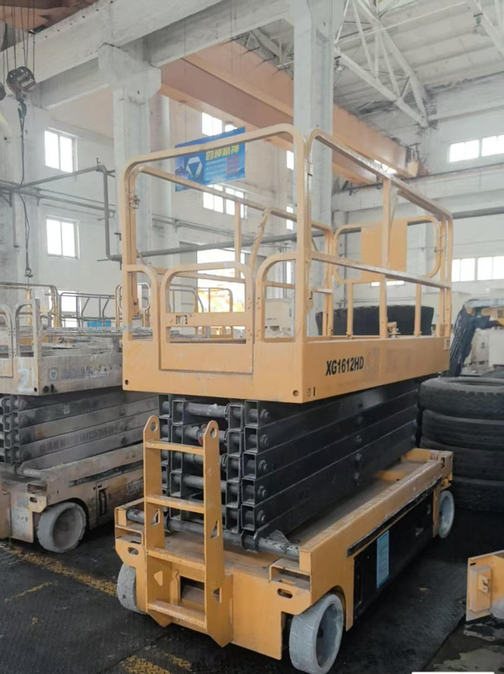 XCMG GTJZ1412 14m diesel used scissor lift portable work platform - Plataforma de Tijera/ Plataforma de tesoura: foto 5 XCMG GTJZ1412 14m diesel used scissor lift portable work platform - Plataforma de Tijera/ Plataforma de tesoura: foto 5