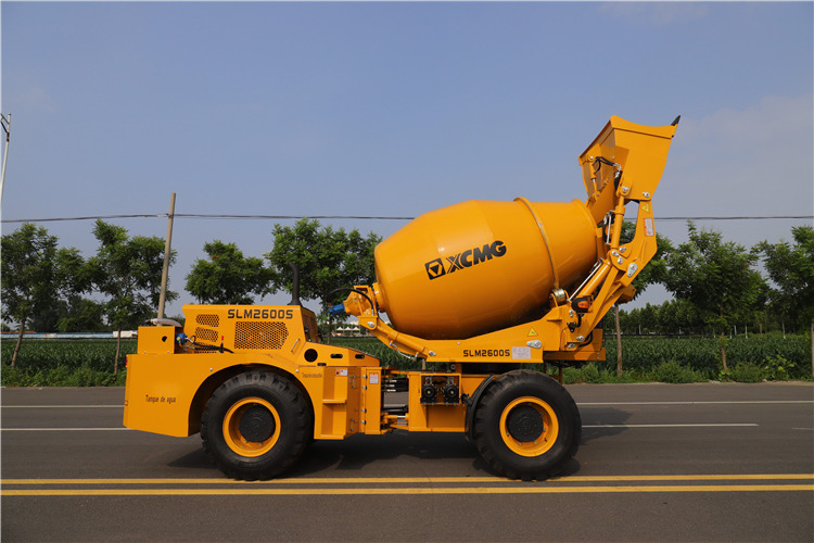 XCMG Mini Self Loading 2.6m3 Concrete Mixer Truck Price List - Caminhão betoneira: foto 2 XCMG Mini Self Loading 2.6m3 Concrete Mixer Truck Price List - Caminhão betoneira: foto 2