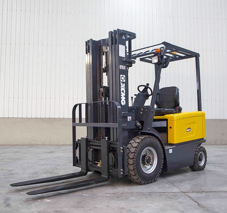 XCMG Official 1.5 ton 2ton 2.5tons 3 tons 3.5T 4 Wheel Electric Forklift - Empilhadeira elétrica: foto 3 XCMG Official 1.5 ton 2ton 2.5tons 3 tons 3.5T 4 Wheel Electric Forklift - Empilhadeira elétrica: foto 3
