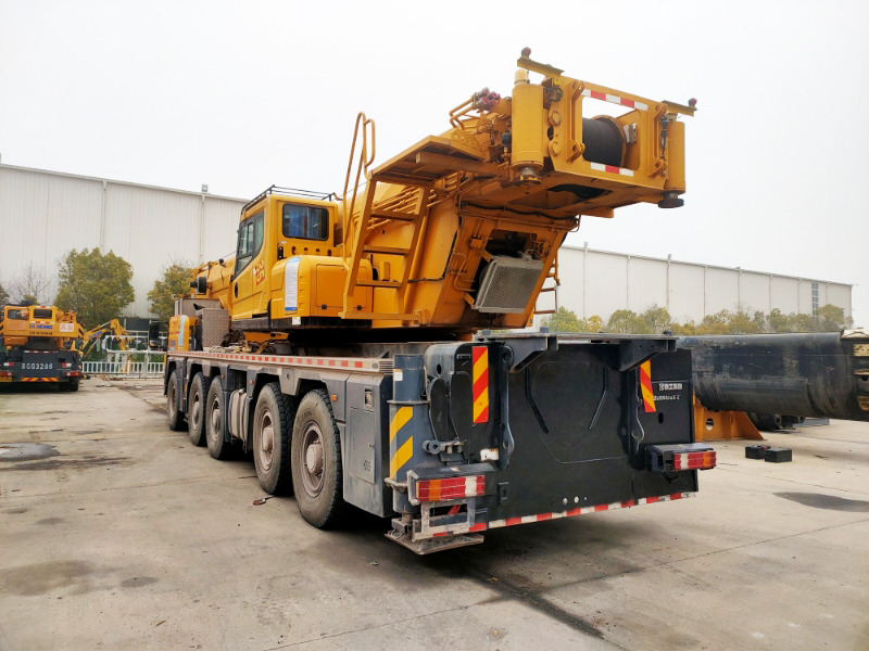 XCMG Official 130t Second Hand All Terrain Mobile Crane XCA130L8C Hydraulic Arm Crane Price List - Grua todo o terreno: foto 4 XCMG Official 130t Second Hand All Terrain Mobile Crane XCA130L8C Hydraulic Arm Crane Price List - Grua todo o terreno: foto 4