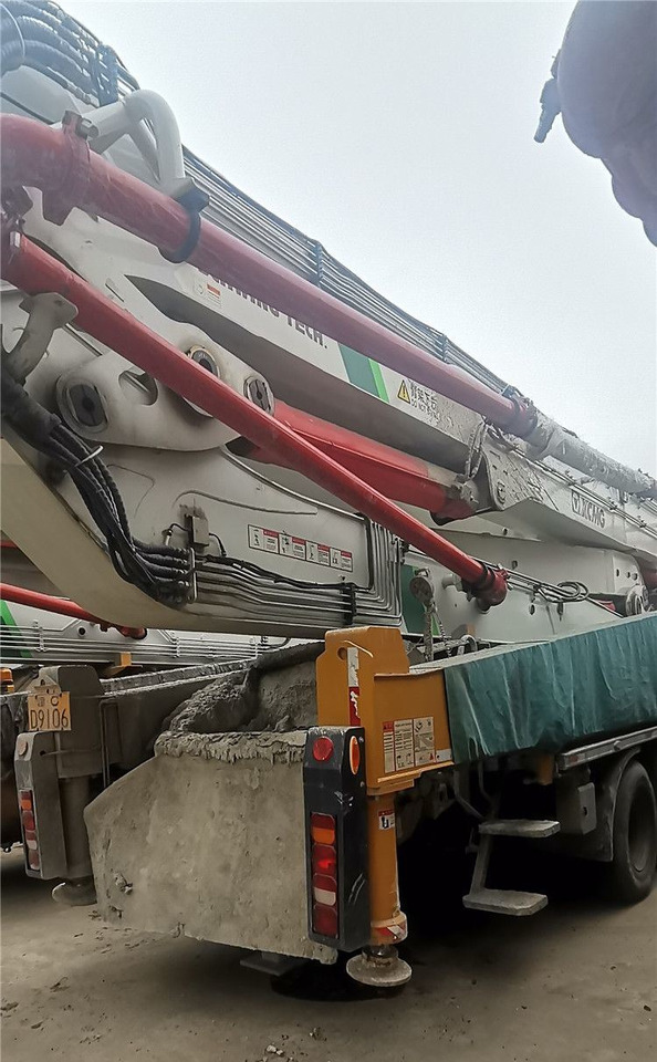 XCMG Official 2021 Year Hb62V Construction Machinery 62m Used Concrete Pump Truck for Sale - Autobomba de betão: foto 4 XCMG Official 2021 Year Hb62V Construction Machinery 62m Used Concrete Pump Truck for Sale - Autobomba de betão: foto 4