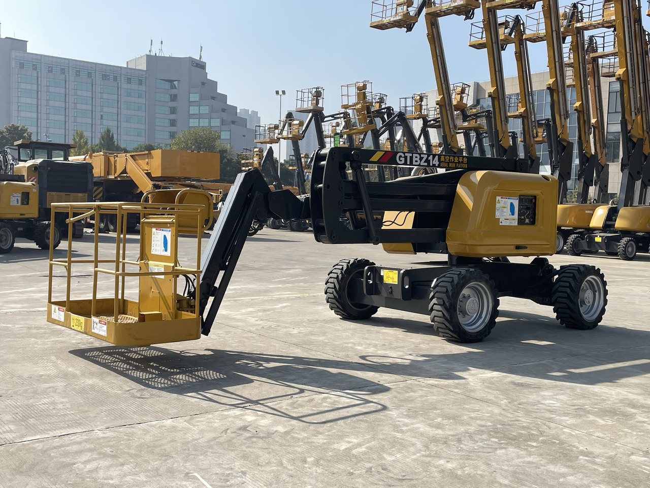 XCMG Official Cherry Picker Lift GTBZ14J 14m Used Articulated Boom Lift Hot Sale - Plataforma articulada: foto 3 XCMG Official Cherry Picker Lift GTBZ14J 14m Used Articulated Boom Lift Hot Sale - Plataforma articulada: foto 3