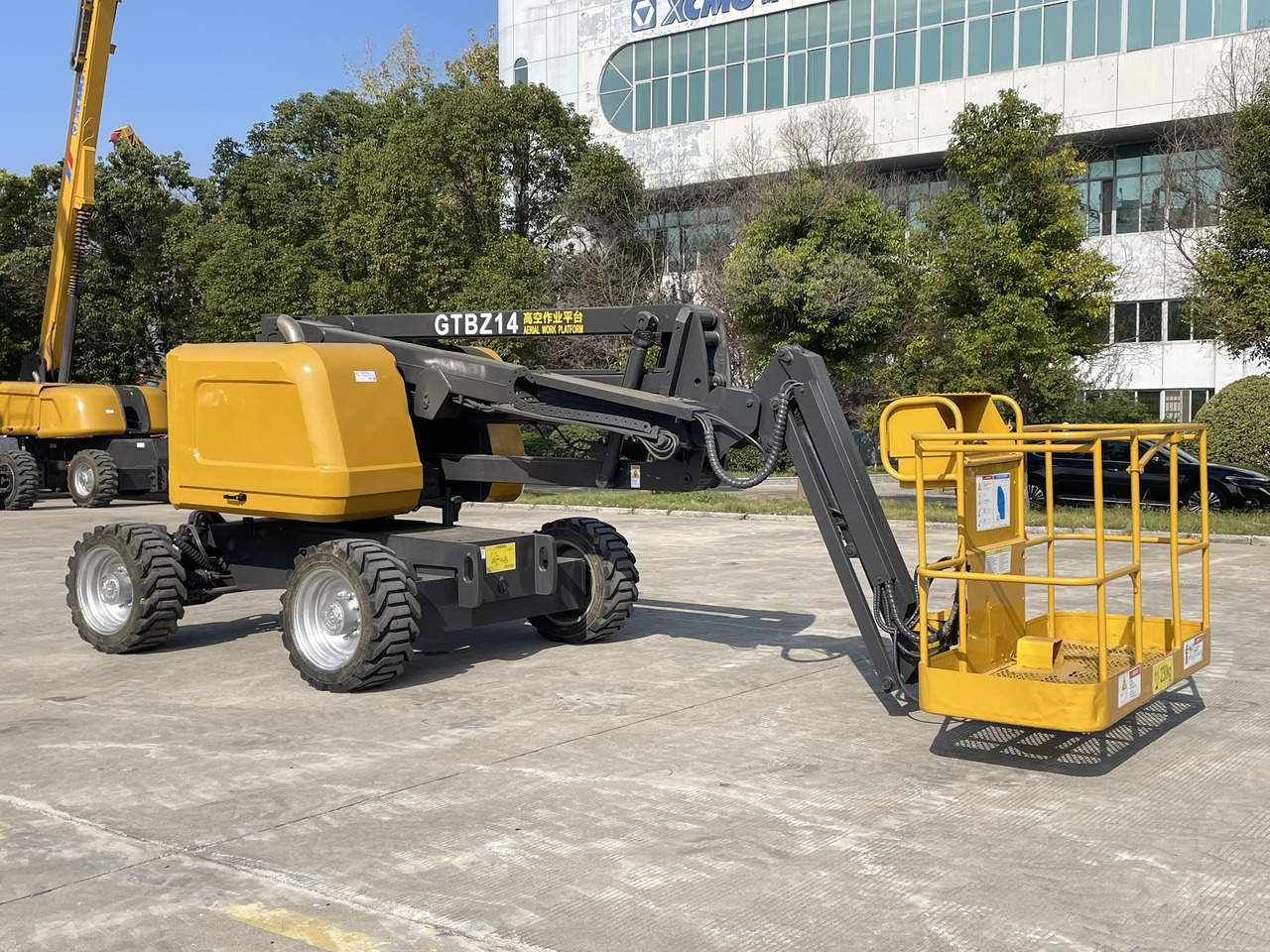 XCMG Official Cherry Picker Lift GTBZ14J 14m Used Articulated Boom Lift Hot Sale - Plataforma articulada: foto 4 XCMG Official Cherry Picker Lift GTBZ14J 14m Used Articulated Boom Lift Hot Sale - Plataforma articulada: foto 4