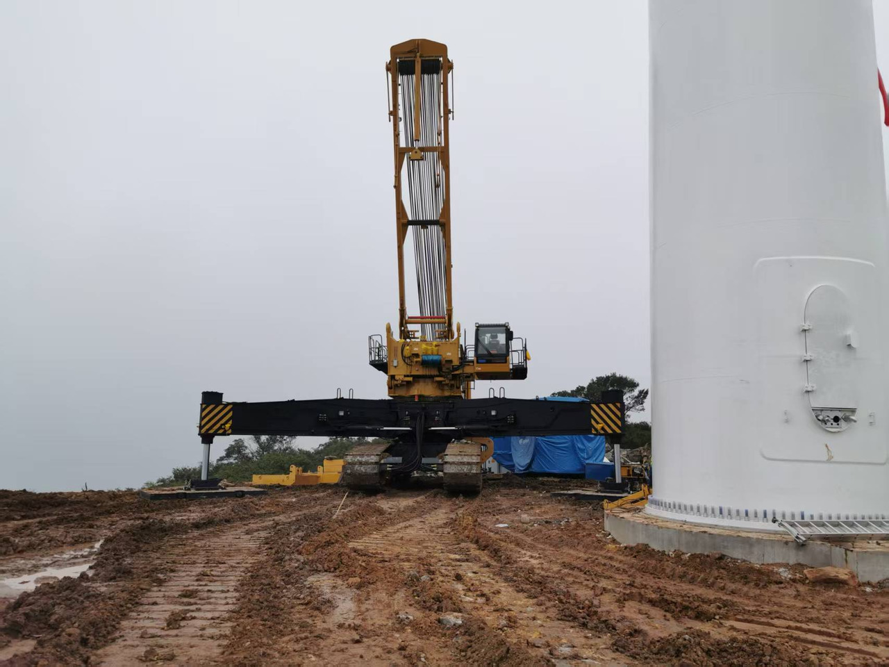 Guindaste sobre esteiras XCMG Official Construction Mobile Crane XGC2100W 110Ton Used Hydraulic Crawler Crane: foto 11