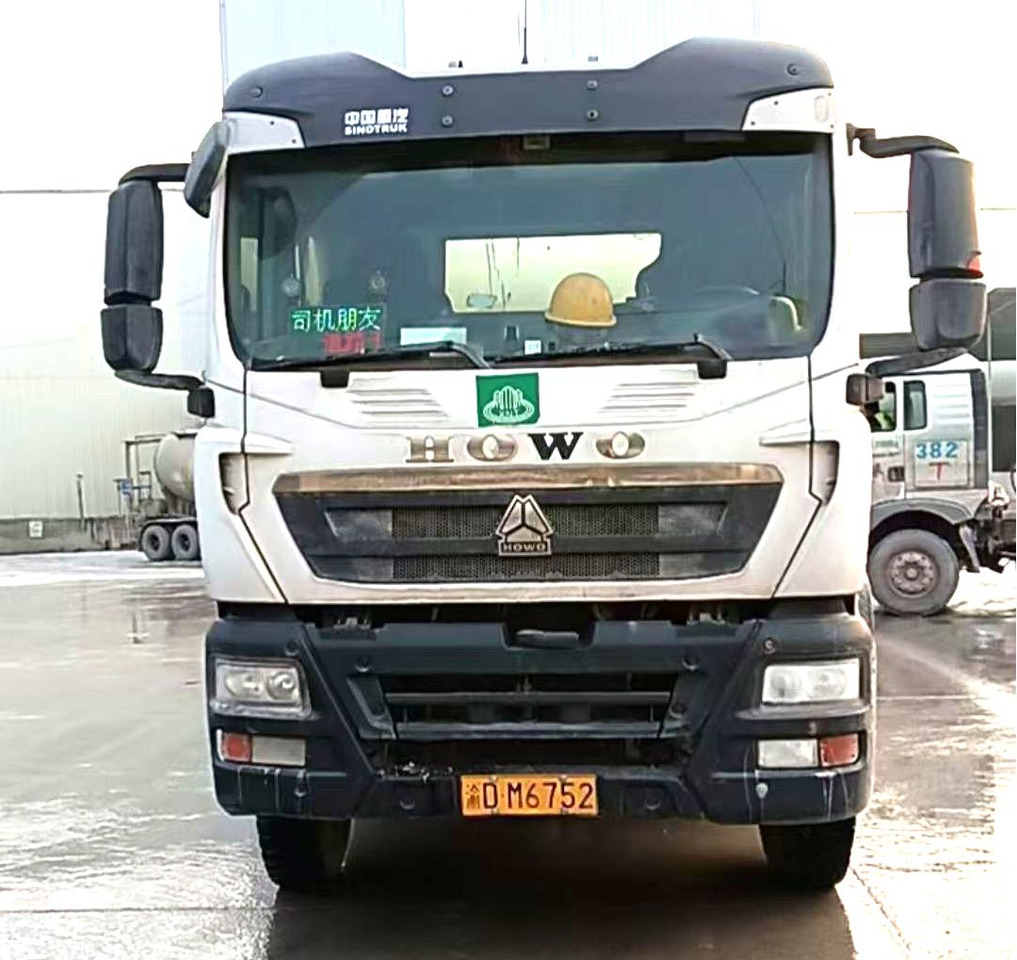 XCMG Official G4804B Second Hand Mobile Concrete Mixer Truck 12m³ Construction Cement Mixer - Caminhão betoneira: foto 3 XCMG Official G4804B Second Hand Mobile Concrete Mixer Truck 12m³ Construction Cement Mixer - Caminhão betoneira: foto 3