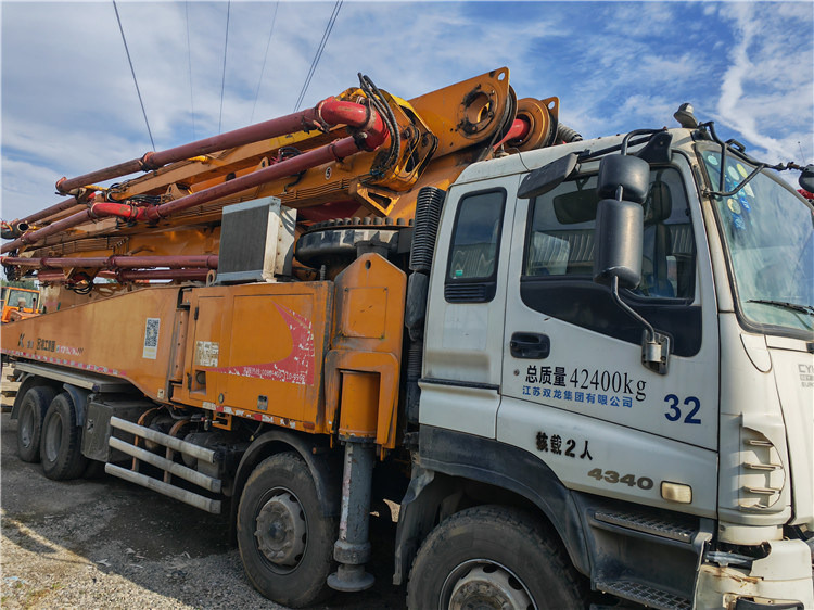 XCMG Official Hb60K 2016 Year Used 56m Truck-Mounted Concrete Pump Truck for Sale - Autobomba de betão: foto 2 XCMG Official Hb60K 2016 Year Used 56m Truck-Mounted Concrete Pump Truck for Sale - Autobomba de betão: foto 2