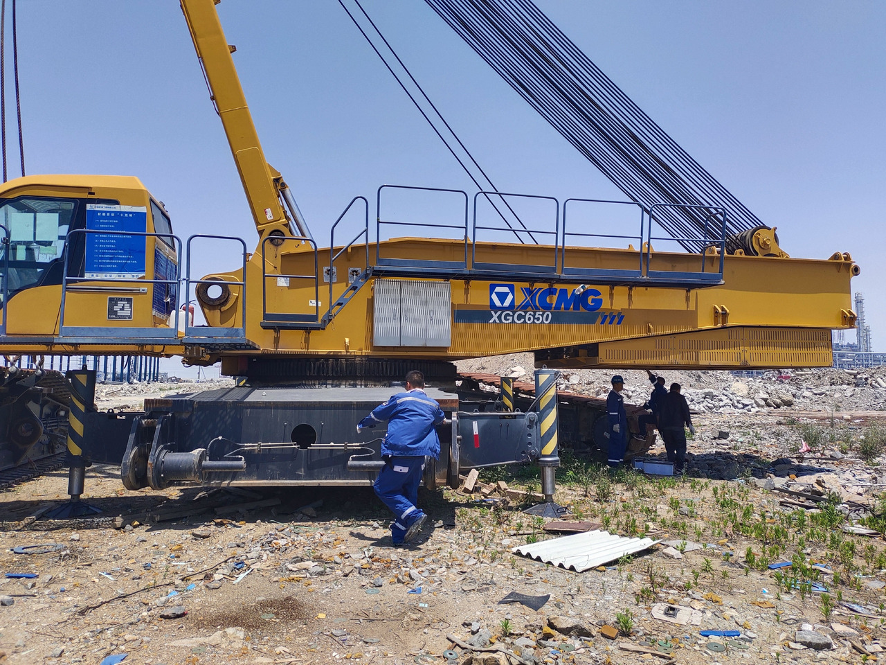 XCMG Official Hydraulic Lifting Crawler Crane XGC650 650 Used Mobile Crane Price For Sale - Guindaste sobre esteiras: foto 2 XCMG Official Hydraulic Lifting Crawler Crane XGC650 650 Used Mobile Crane Price For Sale - Guindaste sobre esteiras: foto 2
