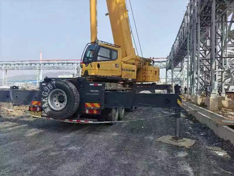 Locação de  XCMG Official Price Of Mobile Crane QY80K6C Second Hand Boom Truck Crane Price List XCMG Official Price Of Mobile Crane QY80K6C Second Hand Boom Truck Crane Price List: foto 8
