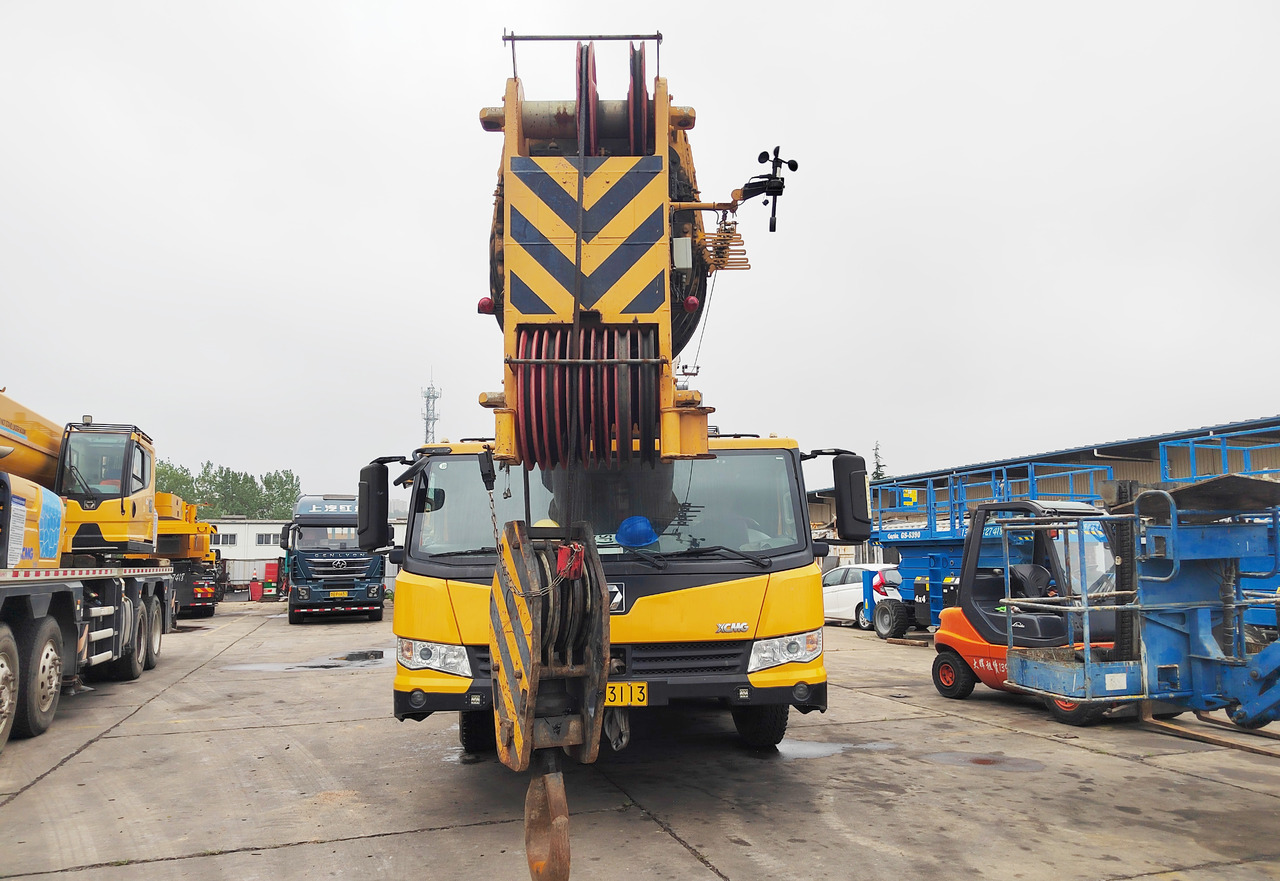 XCMG Official Second Hand 100 Ton Truck Crane XCT100 Hydraulic Mobile Crane Hot Sale - Guindaste móvel: foto 3 XCMG Official Second Hand 100 Ton Truck Crane XCT100 Hydraulic Mobile Crane Hot Sale - Guindaste móvel: foto 3