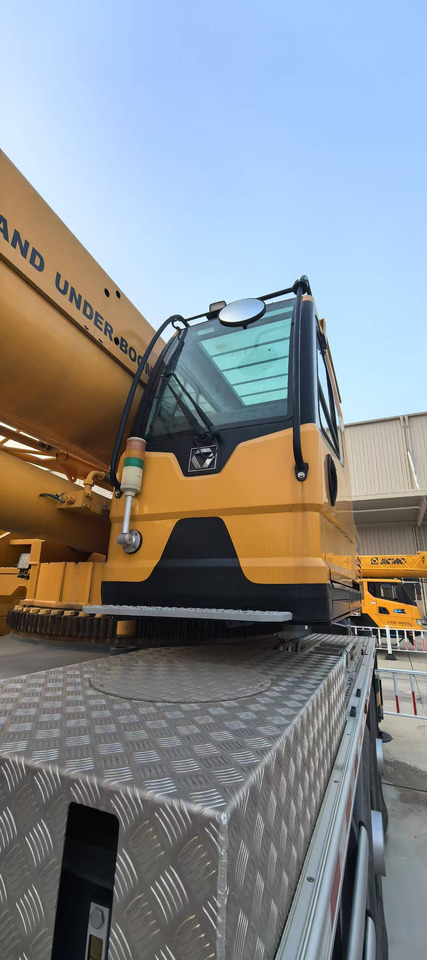 Guindaste móvel XCMG Official Second Hand Hydraulic Truck Crane QY75K 75ton Mobile Crane For Sale: foto 12