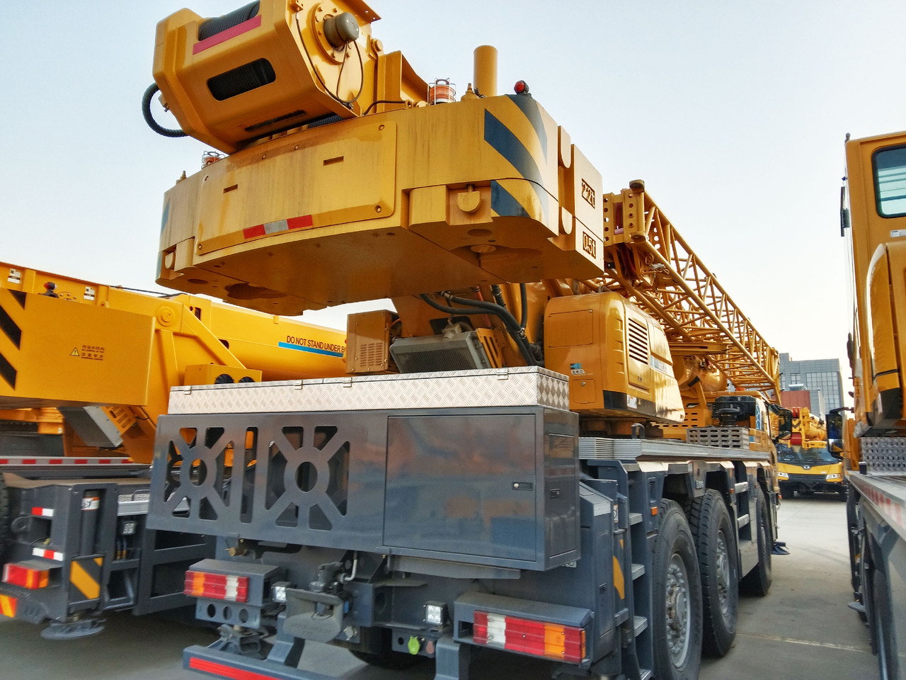 XCMG Official Used Electric Truck Crane XCA60-EV 60 Ton Electric Mobile Crane Price - Grua todo o terreno: foto 2 XCMG Official Used Electric Truck Crane XCA60-EV 60 Ton Electric Mobile Crane Price - Grua todo o terreno: foto 2