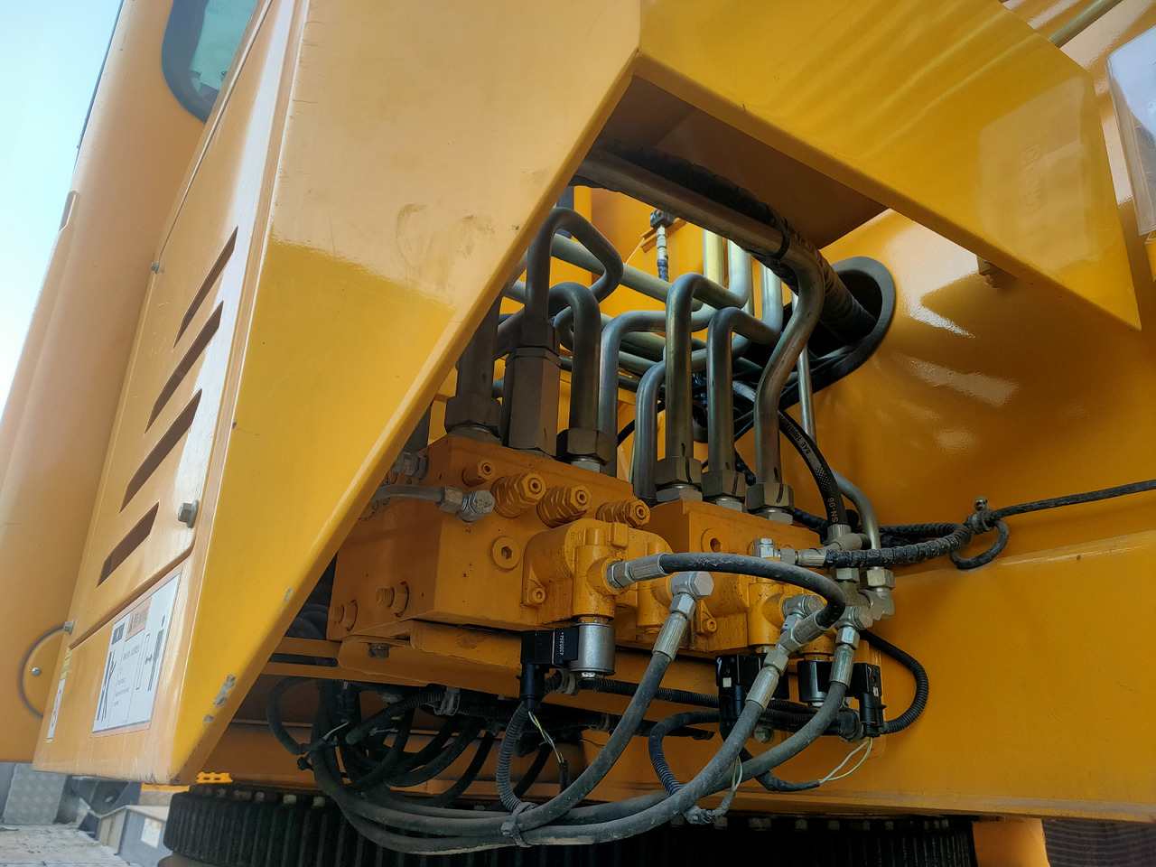 XCMG Official Used Mobile Truck Crane QY80K5D 85 Ton Mobile Hydraulic Crane Price - Guindaste móvel: foto 5 XCMG Official Used Mobile Truck Crane QY80K5D 85 Ton Mobile Hydraulic Crane Price - Guindaste móvel: foto 5