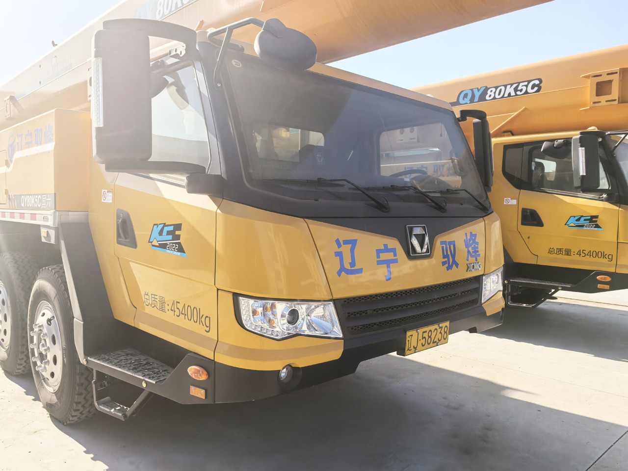 XCMG Official Used Truck-mounted Cranes QY80K5C 80Ton Mobile Cranes Price List - Guindaste móvel: foto 5 XCMG Official Used Truck-mounted Cranes QY80K5C 80Ton Mobile Cranes Price List - Guindaste móvel: foto 5