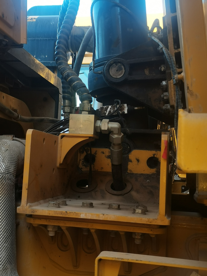 XCMG Official XDR80T 70 Ton 6x4 Dump Tuck Used Tipper Dump Truck Price - Dumper: foto 4 XCMG Official XDR80T 70 Ton 6x4 Dump Tuck Used Tipper Dump Truck Price - Dumper: foto 4
