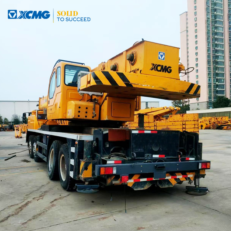 XCMG QY70K-I 70ton lifting machine hoist truck crane price - Guindaste móvel: foto 2 XCMG QY70K-I 70ton lifting machine hoist truck crane price - Guindaste móvel: foto 2