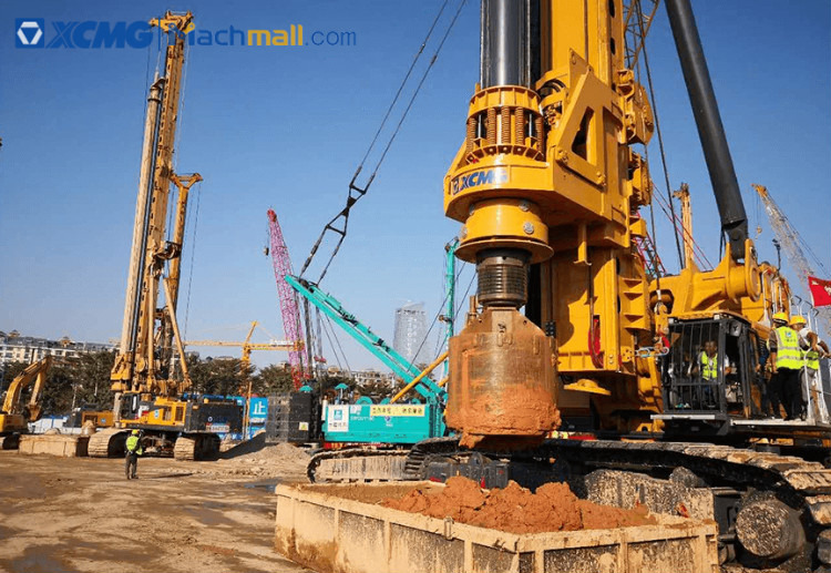XCMG Retread Machine XR220D 220kn 50m Rotary Drilling Rig For Sale - Máquina de perfuração: foto 5 XCMG Retread Machine XR220D 220kn 50m Rotary Drilling Rig For Sale - Máquina de perfuração: foto 5