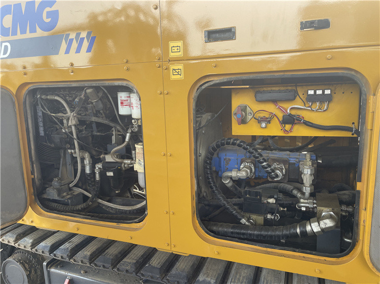 XCMG Second Hand HDD Drill Rigs Xz320d Used Horizontal Directional Drilling Machine for Sale - Máquina de perfuração direcional: foto 4 XCMG Second Hand HDD Drill Rigs Xz320d Used Horizontal Directional Drilling Machine for Sale - Máquina de perfuração direcional: foto 4