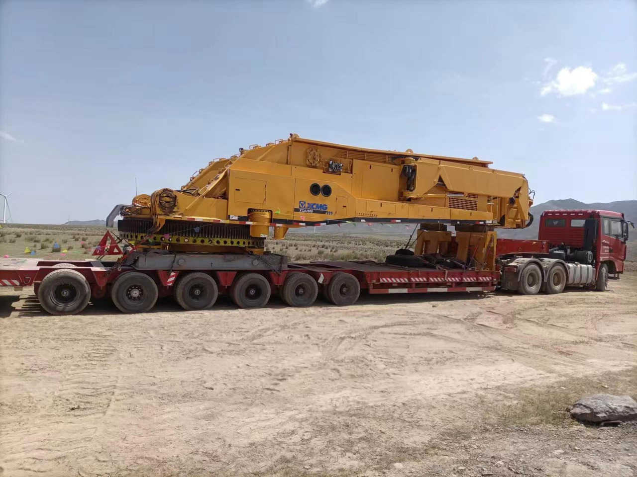 XCMG XCA2600 Used 2600 Ton Large All Terrain Truck Crane with Good Performance - Grua todo o terreno: foto 4 XCMG XCA2600 Used 2600 Ton Large All Terrain Truck Crane with Good Performance - Grua todo o terreno: foto 4