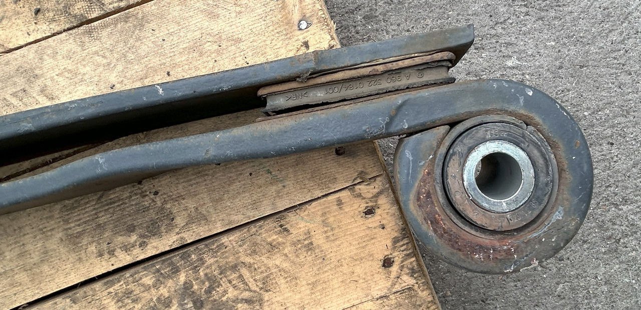 DAF 2-LEAF SPRING DAF XF 106 LIFT - Suspensão de molas/ Suspensão de lâminas: foto 3 DAF 2-LEAF SPRING DAF XF 106 LIFT - Suspensão de molas/ Suspensão de lâminas: foto 3