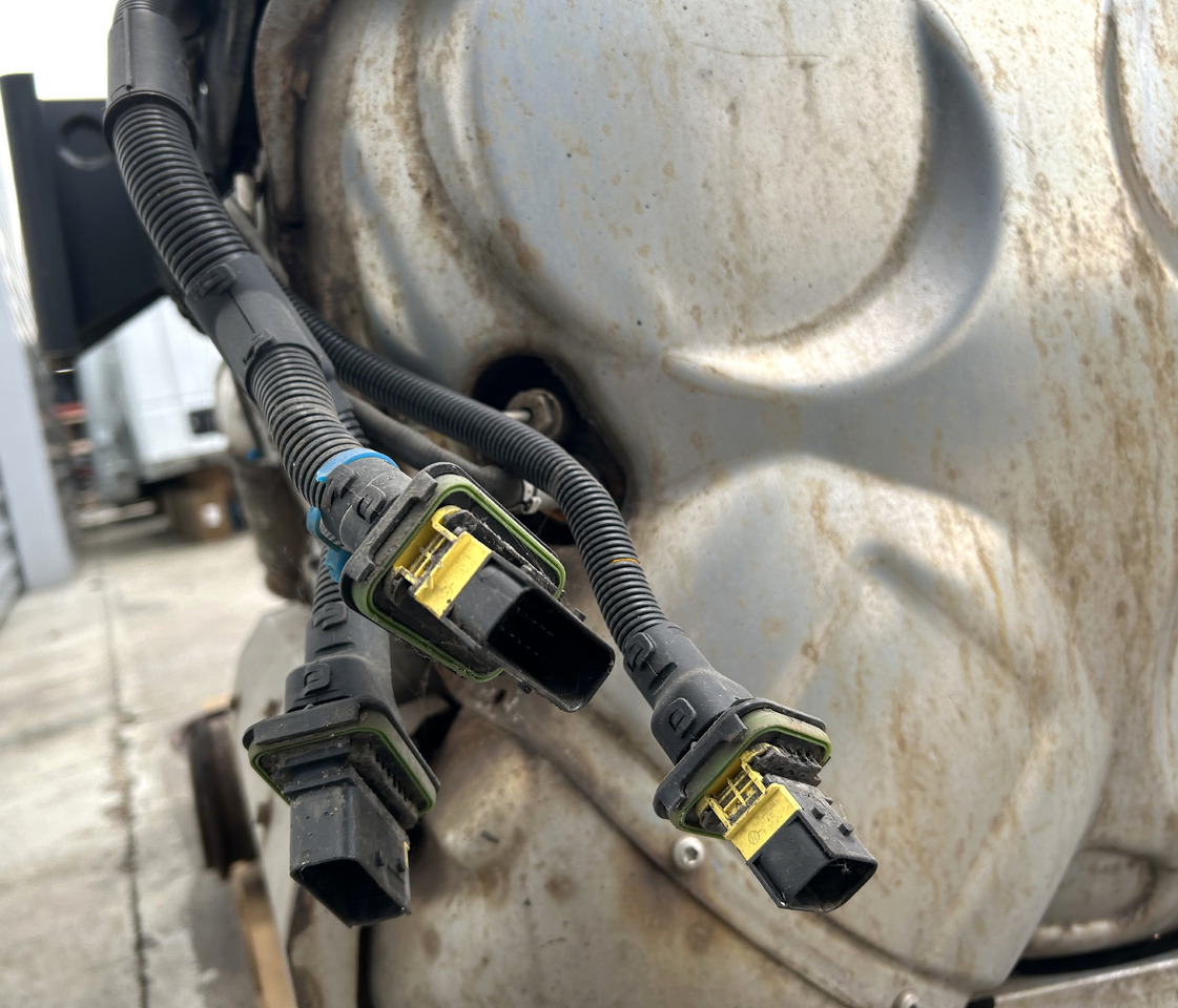 DAF CATALYTIC CONVERTER FOR DAF XF 106 BDF - Conversor catalítico: foto 4 DAF CATALYTIC CONVERTER FOR DAF XF 106 BDF - Conversor catalítico: foto 4