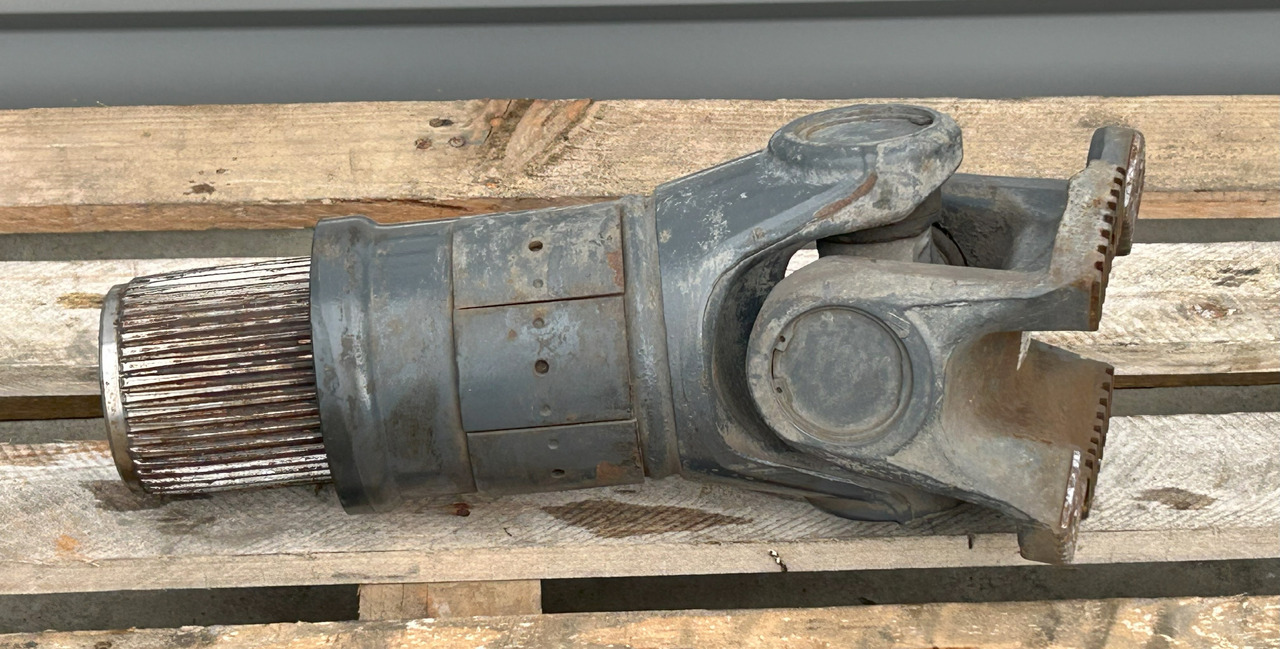 Veio de transmissão DAF CF EURO 6 440 DRIVE SHAFT LENGTH 1640 MM: foto 8 Veio de transmissão DAF CF EURO 6 440 DRIVE SHAFT LENGTH 1640 MM: foto 8