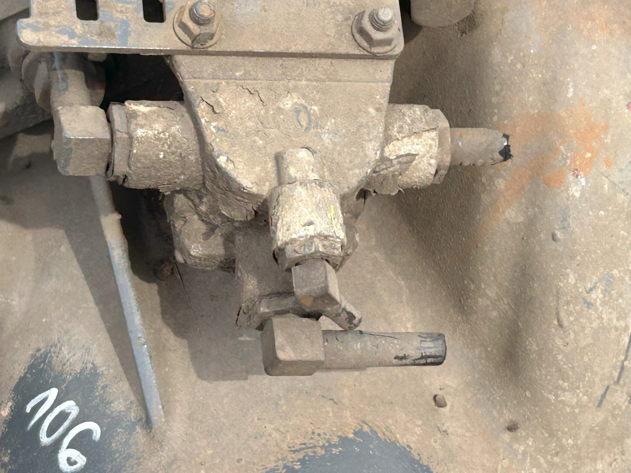 DAF CF EURO 6 DIFFERENTIAL AXLE - Eixo traseiro: foto 4 DAF CF EURO 6 DIFFERENTIAL AXLE - Eixo traseiro: foto 4