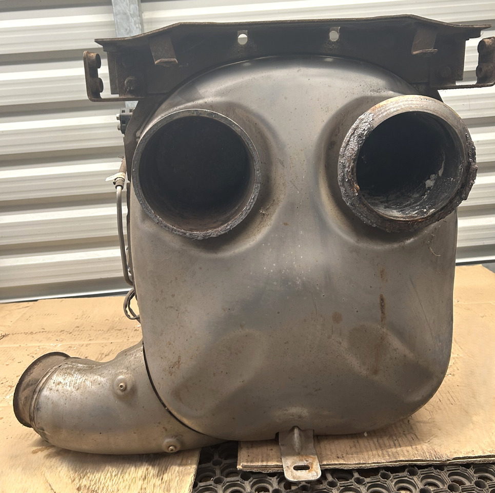 DAF DPF CATALYTIC CONVERTER DAF XF 106 - Conversor catalítico: foto 5 DAF DPF CATALYTIC CONVERTER DAF XF 106 - Conversor catalítico: foto 5