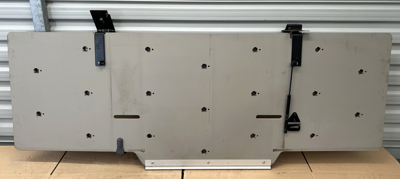 DAF UNTERES BETT BETT DAF XF 106 LIFT SUPER SPACE CAB - Peça universal: foto 1 DAF UNTERES BETT BETT DAF XF 106 LIFT SUPER SPACE CAB - Peça universal: foto 1