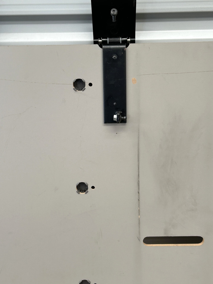 DAF UNTERES BETT BETT DAF XF 106 LIFT SUPER SPACE CAB - Peça universal: foto 4 DAF UNTERES BETT BETT DAF XF 106 LIFT SUPER SPACE CAB - Peça universal: foto 4