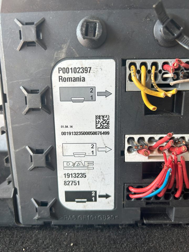 DAF XF 106 FUSE BOX - Fusível: foto 3 DAF XF 106 FUSE BOX - Fusível: foto 3
