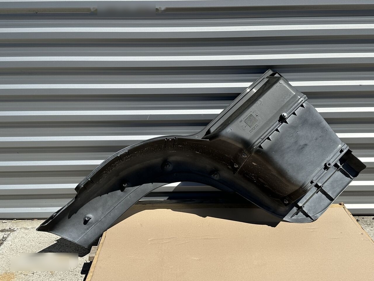 IVECO EUROCARGO 504039203 IVECO 504039203 - Estribo de Caminhão: foto 2 IVECO EUROCARGO 504039203 IVECO 504039203 - Estribo de Caminhão: foto 2