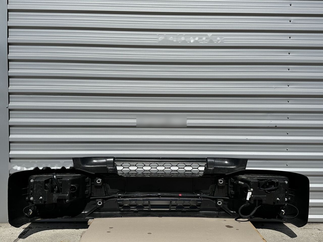 IVECO EUROCARGO STRALIS 5801696199 / 5801745452 / 5801745449 - Para-choque de Caminhão: foto 4 IVECO EUROCARGO STRALIS 5801696199 / 5801745452 / 5801745449 - Para-choque de Caminhão: foto 4