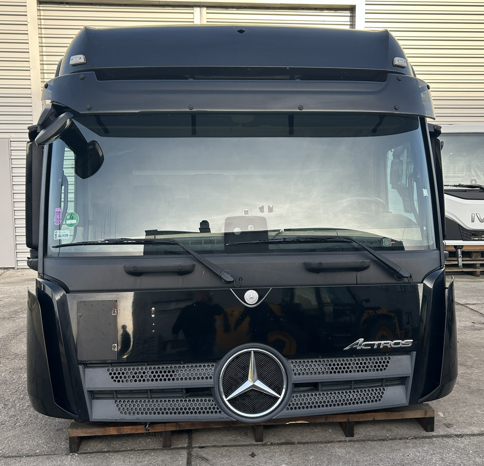 MERCEDES ACTROS MP4 L BigSpace, 2.50 m - Cabine de Caminhão: foto 3 MERCEDES ACTROS MP4 L BigSpace, 2.50 m - Cabine de Caminhão: foto 3