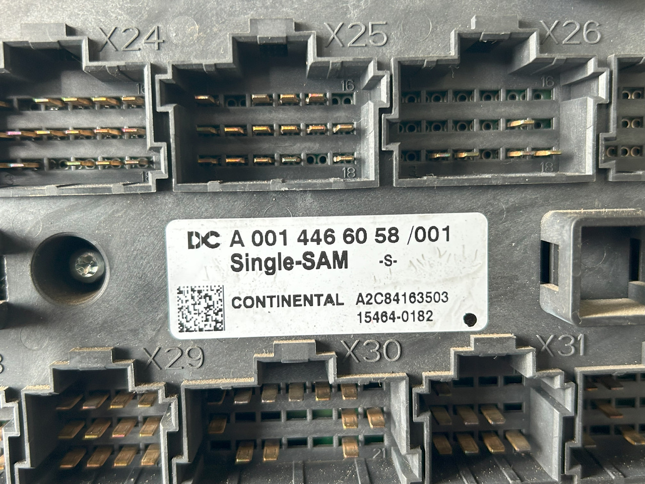 MERCEDES AROCS MP4 A FUSE MODULE SAM - Fusível: foto 2 MERCEDES AROCS MP4 A FUSE MODULE SAM - Fusível: foto 2