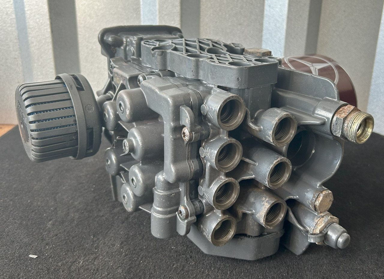 MERCEDES-BENZ ACTROS MP4 EAPU AIR DRYER - Peças de freio de Caminhão: foto 3 MERCEDES-BENZ ACTROS MP4 EAPU AIR DRYER - Peças de freio de Caminhão: foto 3