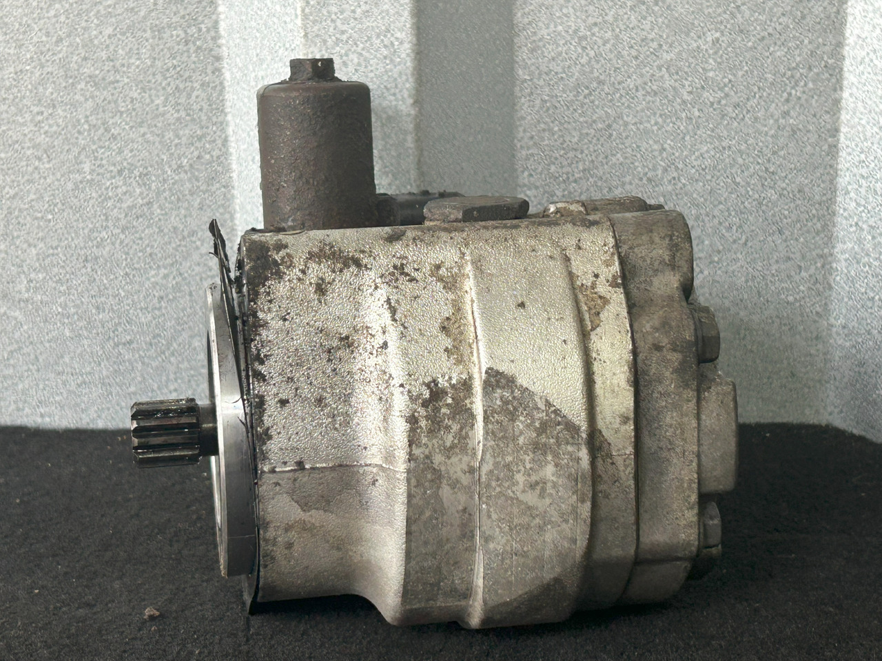 MERCEDES-BENZ ACTROS MP4 POWER STEERING PUMP - Bomba de direção de Caminhão: foto 2 MERCEDES-BENZ ACTROS MP4 POWER STEERING PUMP - Bomba de direção de Caminhão: foto 2