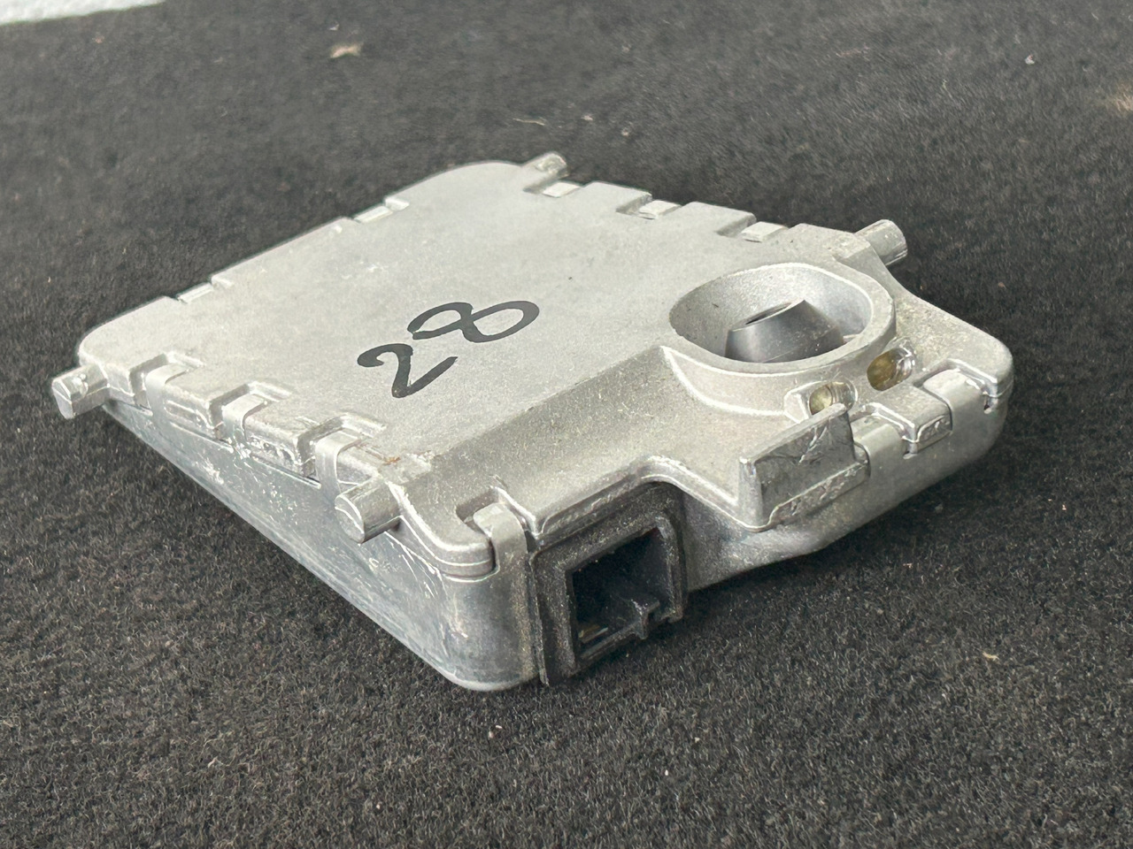 MERCEDES-BENZ ACTROS MP4 WINDSCREEN CAMERA LANE ASSISTANT - Sensor: foto 4 MERCEDES-BENZ ACTROS MP4 WINDSCREEN CAMERA LANE ASSISTANT - Sensor: foto 4