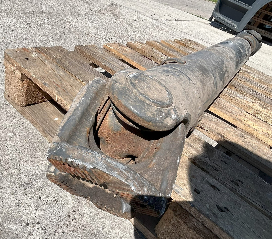 MERCEDES-BENZ AROCS MP4 DRIVE SHAFT 1544 MM - Veio de transmissão: foto 5 MERCEDES-BENZ AROCS MP4 DRIVE SHAFT 1544 MM - Veio de transmissão: foto 5