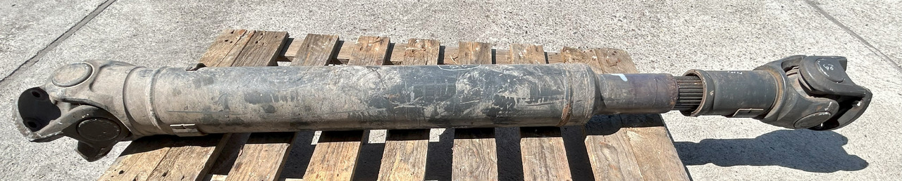 MERCEDES-BENZ AROCS MP4 DRIVE SHAFT 1544 MM - Veio de transmissão: foto 4 MERCEDES-BENZ AROCS MP4 DRIVE SHAFT 1544 MM - Veio de transmissão: foto 4