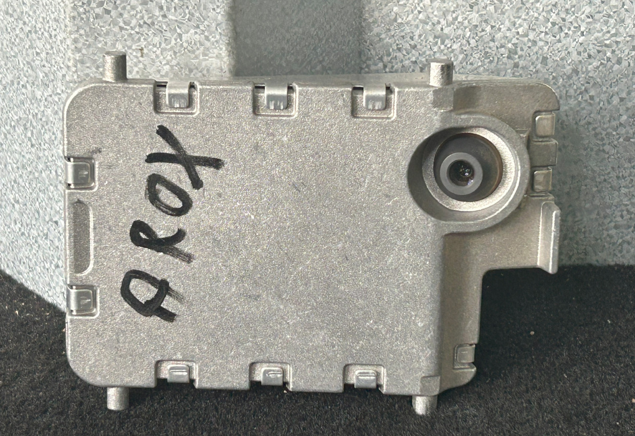 MERCEDES-BENZ AROCS MP4 WINDSCREEN CAMERA LANE ASSISTANT - Sensor: foto 2 MERCEDES-BENZ AROCS MP4 WINDSCREEN CAMERA LANE ASSISTANT - Sensor: foto 2